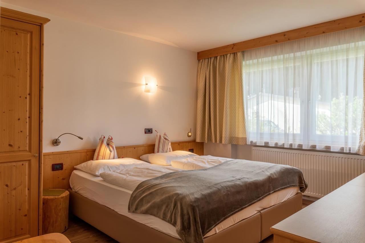 Residence Prapoz Ортізеї Екстер'єр фото